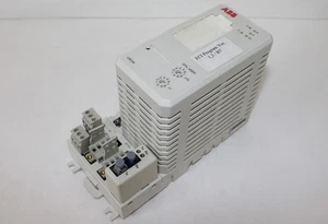 Interfaz de comunicación ABB CI810A 3BSE013262R1 - Imagen 1 de 3