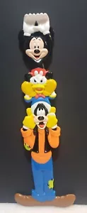 Vintage Walt Disney World Back Scratcher Mickey Mouse Donald Duck Goofy 15" - Picture 1 of 15