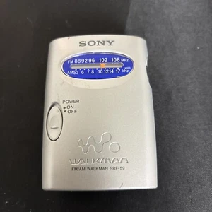Sony SRF59 AM/FM Walkman Radio - Silver Tested Works - Picture 1 of 3
