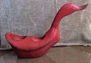 DUCK CANDLE HOLDER ❤️Vintage CHRISTMAS RED Lacquer Teak WOOD CARVING Decoy Decor - Picture 1 of 3