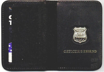 Mini carteira de broches estilo policial amigo do oficial número aleatório - Imagem 1 de 2