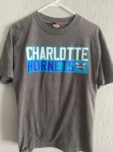 Majestic NBA Charlotte Hornets Gray Shersey T Shirt Medium Kenba Walker #15 - Picture 1 of 7