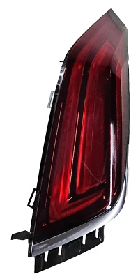 2017-18 CADILLAC CT6 Right OE Tail Light Assembly - Image 1 of 4