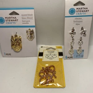 Martha Stewart Crafts Charms And Blue Moon Beads Toggle Clasps B11B - Picture 1 of 16
