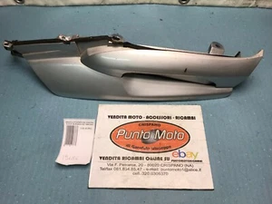 Carena mango trasero izquierdo Suzuki Burgman 400 1999-2000 - Imagen 1 de 3