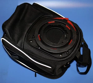 NEW ORIGINAL DUCATI PERFORMANCE TANK BAG TANKLOCK +WATEPROOF COVER NAVIGATOR BAG - Picture 1 of 9
