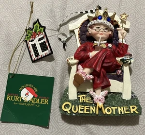 Mary Engelbreit Christmas Collection Ornament The Queen Mother Kurt Adler Neu mit Etikett - Bild 1 von 6