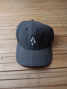 Youth Vtg Volcom Stone Skateboads Brown Flannel Flex Fit Hat Fit 6 7/8 - 7 Adult - Picture 1 of 6
