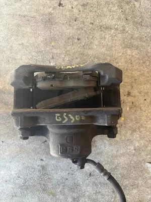 Pinza de freno delantera derecha OEM RH Lexus GS300 GS350 GS430 2006-2011 Foto 1 de 2