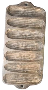 1940-60 "Junior" Wagner Ware "Krusty Korn Kobs" Gusseisen Brotform #1319 A - Bild 1 von 9