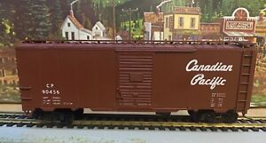 Accurail HO Scale - 40' AAR Steel Boxcar Canadian Pacific 90456 - 3208 - CL