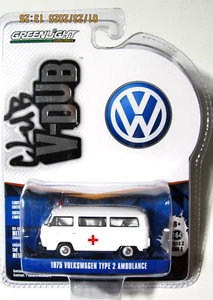 GREENLIGHT CLUB V-DUB 1975 VOLKSWAGEN TYPE 2 AMBULANCE - Picture 1 of 4
