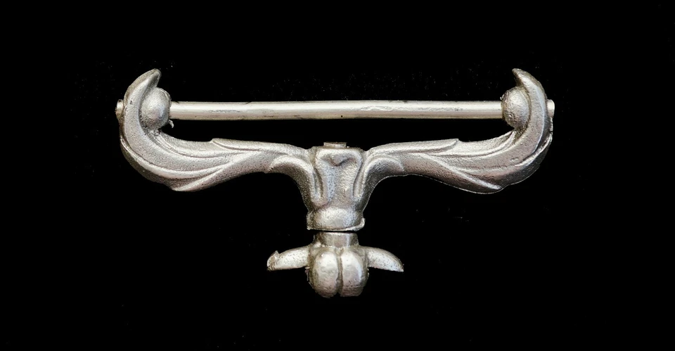 British Crimea Medal suspender Swivel Silver - Image 1 of 1