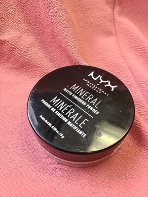 NYX Mineral Matte Finishing Powder 0.28 Oz - MFP01 - Light / Medium - New Sealed - Image 1 of 2