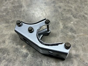 2004 Yamaha TTR225 OEM Front Engine Motor Mount Bracket Stay TTR 225 1999-2004 - Picture 1 of 8