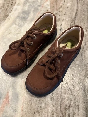 Striderite Toddler Tech Boys Leather Shoes. 12W. Brown - Image 1 of 4