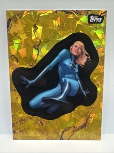 2025 Topps Marvel Comic Book Heroes Gold INVISIBLE WOMAN /125 - Picture 1 of 2