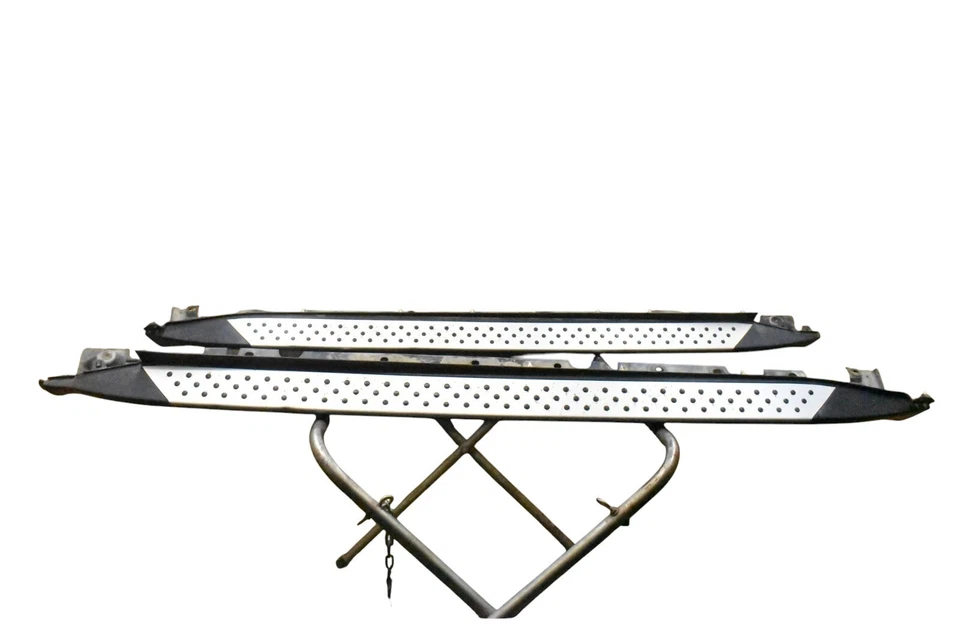 07-13 Panel estribo lateral derecho e izquierdo BMW E70 X5 51777163556 FABRICANTE DE EQUIPOS ORIGINALES Foto 1 de 4