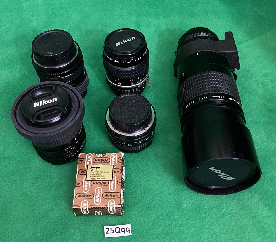 5 Vintage Nikon & Tokina Lenses_Nikon Nikkor 300mm_ 55mm _ 35-70mm With BONUS. - Image 1 of 4