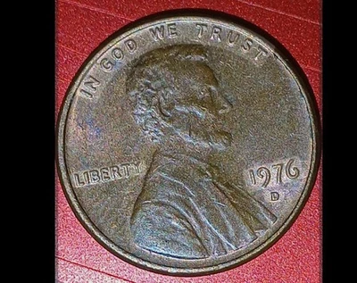 1976 D Penny Off Centerd Error - Image 1 of 3