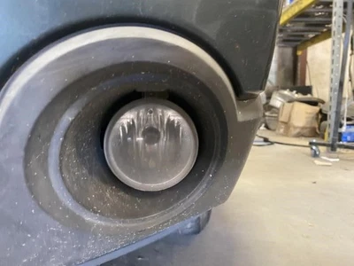 Крышка нижнего бампера для угловых/парковочных фар противотуманных фар подходит для CARAVAN 1801367 05–09 годов выпуска - Изображение 1 из 4