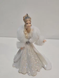 Barbie Edición Especial 2003 Sello Recuerdo Ornamento Celebración Invierno Vestido - Imagen 1 de 6