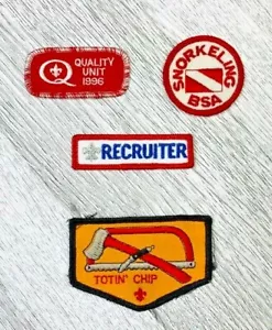 Juego de cuatro parches vintage de Boy Scouts. - Imagen 1 de 2