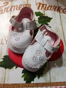 Trimfoot White Leather Embroidered Flowers Infant Girl's 2 - Picture 1 of 3