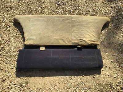 MG B GT REAR BENCH SEAT AND BACK SUITABLE FOR RECOVERING TWIN PIANO HINGE TYPE - Image 1 of 3