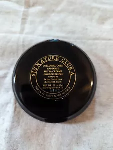 Signature Club A Colloidal Gold Radiance Ultra Creamy Powder Blush  2 .28oz/8g - Picture 1 of 3