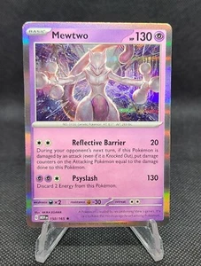 Pokemon Scarlatto e Viola 151 Mewtwo Olo raro 150/165 quasi nuovo/mt - Foto 1 di 2