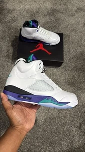 Talla 14 - Air Jordan 5 Retro 2025 Uva *En mano Envío rápido* - Imagen 1 de 5