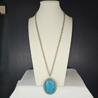 Collar medallón con marco de turquesa sintética tono plata cadena tejida de 24" de largo grueso Foto 1 de 4