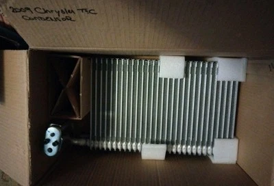 A/C AC Air Condenser For 2008 2009 2010 2011 2012 -2016 Chrysler Town & Country - Image 1 of 3