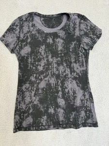 Lululemon Shirt Womens Extra Small Black Purple Marble Pattern Short Sleeve Tee - Picture 1 of 8