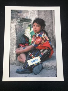 FOTO A COLOR VINTAGE 8,5X11 DE NIÑA JOVEN - Imagen 1 de 1