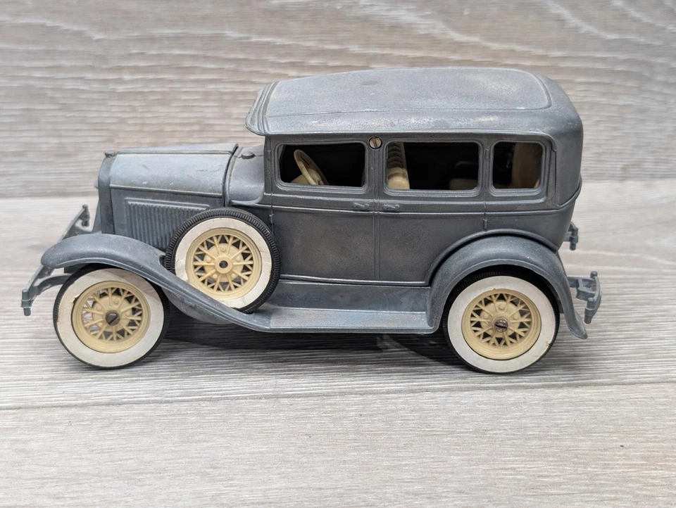 Hubley 1930 Ford Model A Sedan 854-K Diecast Car Kit Assembled Vintage USA - Image 1 of 4