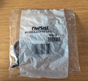 FloPlast WP35 Black PP Pipe Clip x 3 - Picture 1 of 2