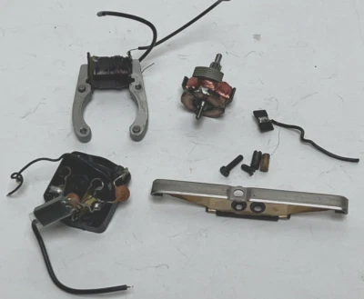 MARKLIN HO SCALE DIESEL ENGINE PARTS FOR 3131 DIESEL LOCOMOTIVE - USED - Image 1 of 4