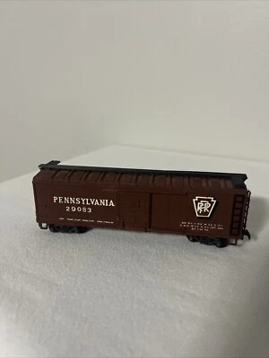 Roco Pennsylvania 29083 Box Car HO Scale Electric Train Brown - Image 1 of 4