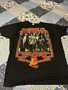 LA Brands Kiss Men's Black T-shirt - Size XL - Picture 1 of 4
