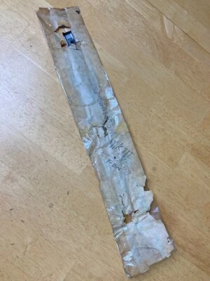 1969-71 Lincoln Mark III LH Inner Front Seat Back Shield Moulding C8SZ-656142-A Foto 1 de 4