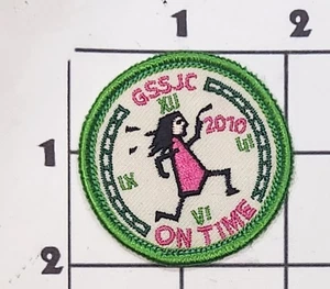 2010 On Time Patch Girl Scouts USA Embroidered Sew On Uniform - Picture 1 of 1
