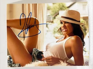 Daniela Ruah (Actress) signed Autographed 8x10 photo - AUTO with COA - Picture 1 of 2