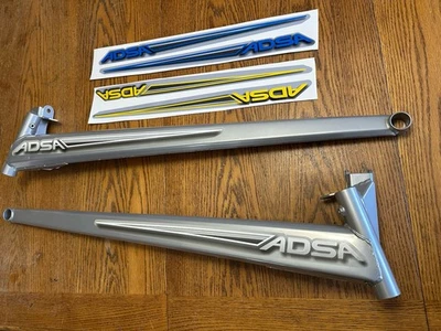 Skidoo Snowmobile Trailing Arms With Decals And Bushings 99-2005 ZX MXZ Formula - Image 1 of 4