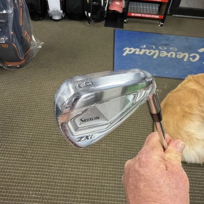 2025 Srixon NEW ZXi5 9 iron with True Temper Dynamic Gold Mid 115 S300 - Image 1 of 4