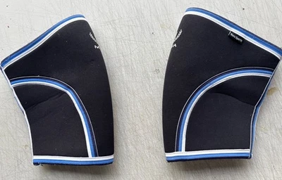 DOS (2) MANGAS DE SOPORTE DE RODILLA DEPORTIVAS MAVA USADAS UNA VEZ MEDIANAS Foto 1 de 3