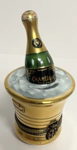 LIMOGES France CHAMPAGNE on ICE Peint Main Porcelain TRINKET BOX Vintage - Picture 1 of 9