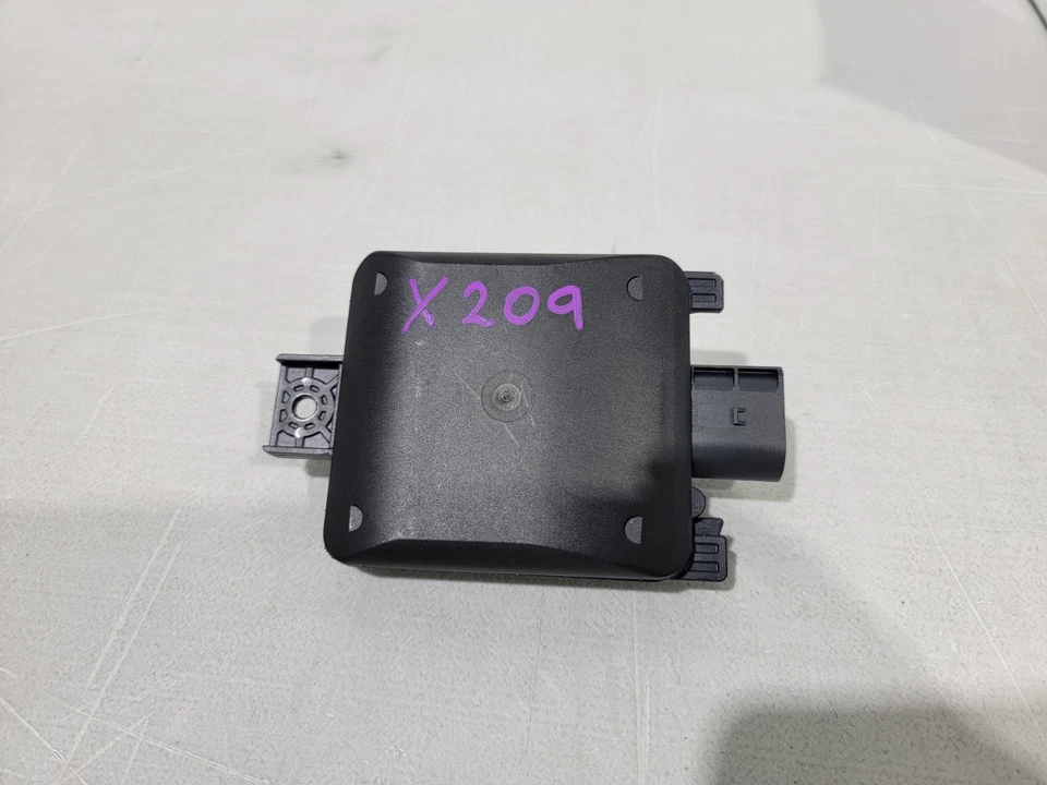 Sensor radar punto ciego 21 22 23 24 Volkswagen GTI Golf R 2Q0-907-685-E fabricante de equipos originales Foto 1 de 4