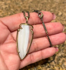 "Kendra Scott Kimmy" Agate Arrowhead Pendant Necklace - Picture 1 of 11